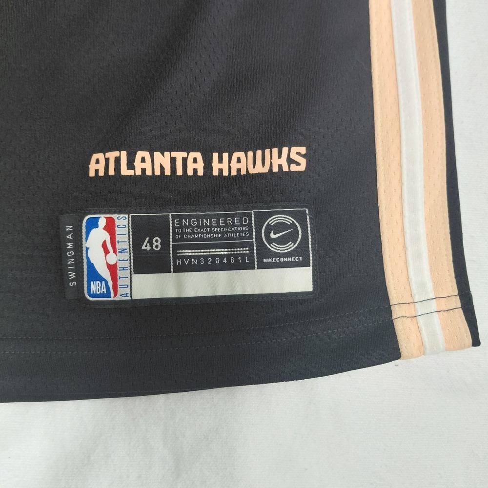 Atlanta Hawks Jersey Nike Mens Large Black NBA Basketball Trae Young Peach Tree - Picture 5 of 10